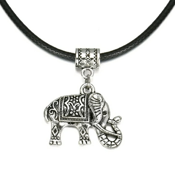 Tahitian Silver Elephant Necklace - Picture 1 of 3